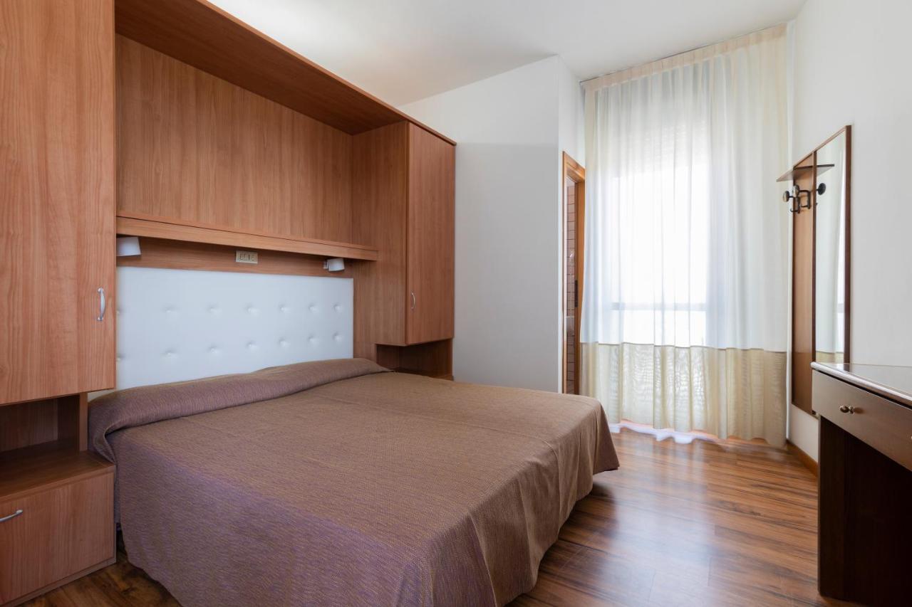 Hotel President Lido di Jesolo Exterior photo